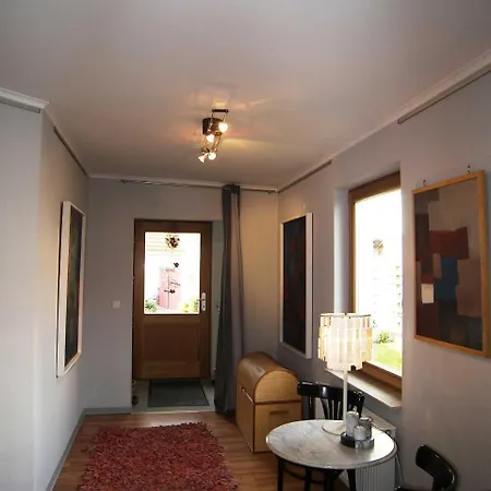 Uns Luett Hus *